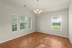 10015 Lynnwood Dr, Baytown, TX 77521 - Photo 10