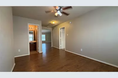 10015 Lynnwood Drive, Baytown, TX 77521 - Photo 18