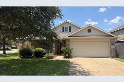 10015 Lynnwood Drive, Baytown, TX 77521 - Photo 1