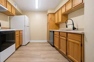 8529 Hearth Dr, Houston, TX 77054 - Photo 12