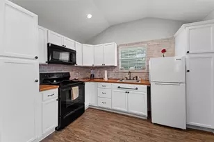 6951 Leandra Dr, Houston, TX 77083 - Photo 4