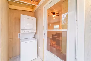 6951 Leandra Dr, Houston, TX 77083 - Photo 10