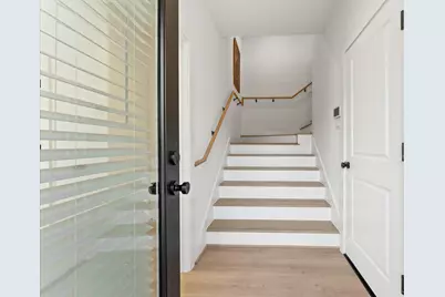 7805 Amelia Road #B, Houston, TX 77055 - Photo 6