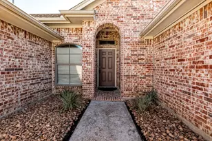 434 Harbor Oaks Dr, Beaumont, TX 77706 - Photo 2