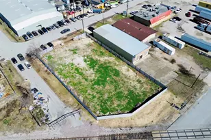 2323 Daugherty St, Houston, TX 77029 - Photo 2