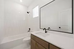 2125 Hoskins Dr, Houston, TX 77080 - Photo 34