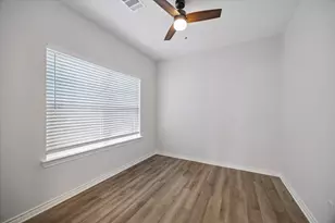7134 Eastwood St, Houston, TX 77021 - Photo 12
