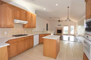 5726 Indigo Trails Dr, Richmond, TX 77469 - Photo 8