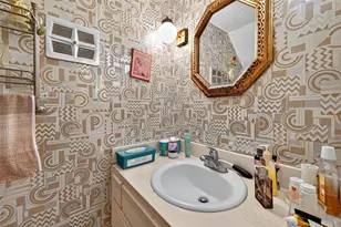 14387 Misty Meadow Ln, Houston, TX 77079 - Photo 12