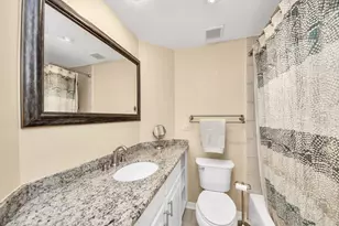 1111 Bering Dr, Houston, TX 77057 - Photo 20