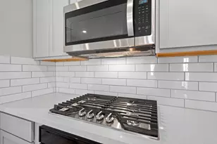 12170 Ridge Top Dr, Conroe, TX 77304 - Photo 6