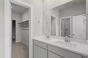 12170 Ridge Top Dr, Conroe, TX 77304 - Photo 14