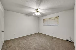 19614 Leaning Timbers Dr, Humble, TX 77346 - Photo 16