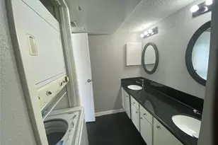 10053 Westpark Dr, Houston, TX 77042 - Photo 10