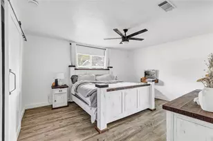 1933 N San Jacinto St, Liberty, TX 77575 - Photo 24