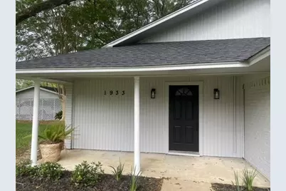 1933 N San Jacinto Street, Liberty, TX 77575 - Photo 2