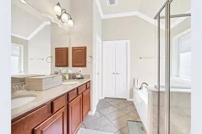 18 Powers Bend Way, The Woodlands, TX 77382 - Photo 14