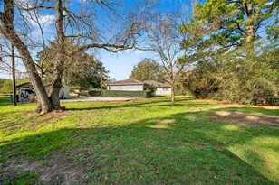 20706 Emerald St, Prairie View, TX 77484 - Photo 44