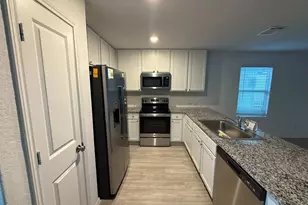 135 Pasadena Pl, New Braunfels, TX 78130 - Photo 6