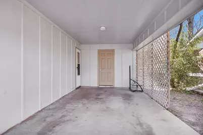 2213 N Thompson Street, Conroe, TX 77303 - Photo 18