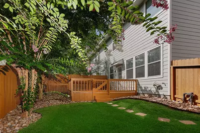 11 Scenic Brook Court, The Woodlands, TX 77382 - Photo 24