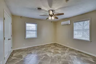 102 W Marietta St, Madisonville, TX 77864 - Photo 18