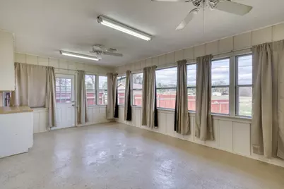 102 W Marietta Street, Madisonville, TX 77864 - Photo 16