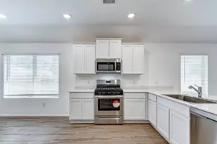 1942 Foxtail Crk Ct, Crosby, TX 77532 - Photo 10