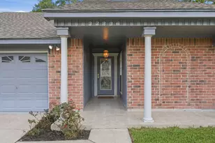 22326 Mosswillow Ln, Tomball, TX 77375 - Photo 2