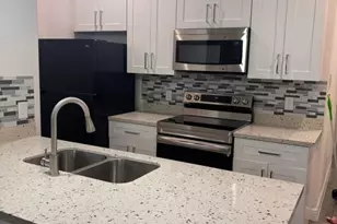 4810 Wilmington St, Houston, TX 77033 - Photo 4