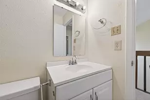 7082 Greenway Chase St, Houston, TX 77072 - Photo 40