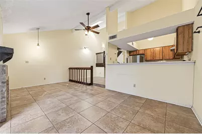 7082 Greenway Chase Street, Houston, TX 77072 - Photo 16