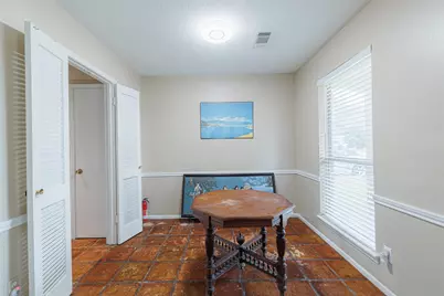 9418 Beverlyhill Street, Houston, TX 77063 - Photo 14