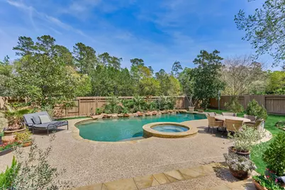 170 N Hazelcrest Circle, The Woodlands, TX 77382 - Photo 40