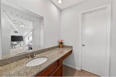 7709 Shadow Hill Lane, Houston, TX 77072 - Photo 28
