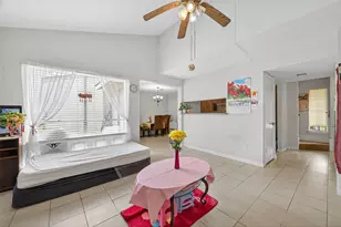 7709 Shadow Hill Ln, Houston, TX 77072 - Photo 16