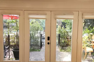 3930 W Alabama St, Houston, TX 77027 - Photo 2