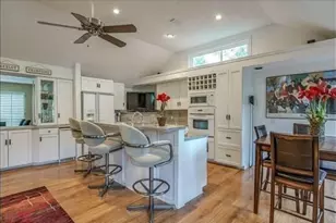 8 Buttonbush Ct, The Woodlands, TX 77380 - Photo 8