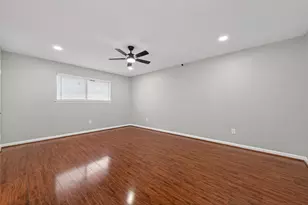 9919 Sagemill Dr, Houston, TX 77089 - Photo 28