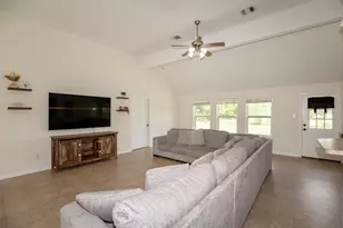 6105 Del Bello Blvd, Manvel, TX 77578 - Photo 12