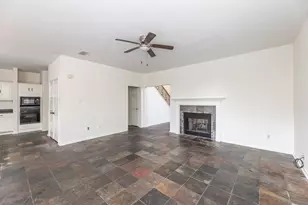 2515 Falcon Ridge St, Pearland, TX 77584 - Photo 12