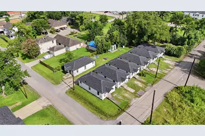 2222 Erastus Street, Houston, TX 77020 - Photo 2
