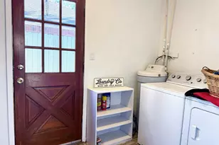 205 Montclaire Dr, West Columbia, TX 77486 - Photo 28