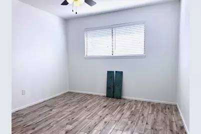 205 Montclaire Drive, West Columbia, TX 77486 - Photo 18