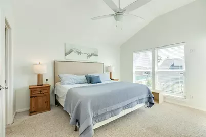 13827 Pirates Beach Boulevard, Galveston, TX 77554 - Photo 30