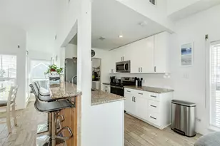 13827 Pirates Beach Blvd, Galveston, TX 77554 - Photo 24