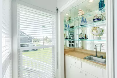 13827 Pirates Beach Boulevard, Galveston, TX 77554 - Photo 22