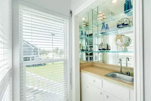 13827 Pirates Beach Blvd, Galveston, TX 77554 - Photo 22