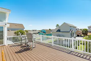 13827 Pirates Beach Blvd, Galveston, TX 77554 - Photo 36