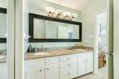 13827 Pirates Beach Boulevard, Galveston, TX 77554 - Photo 32